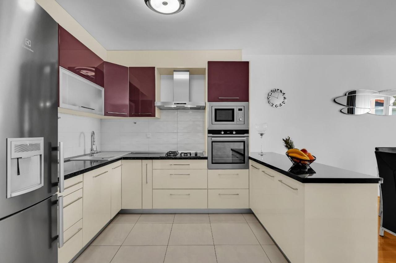 Apartman Linea Makarska Exteriör bild