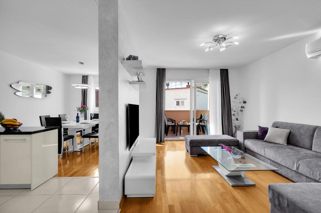Apartman Linea Makarska Exteriör bild