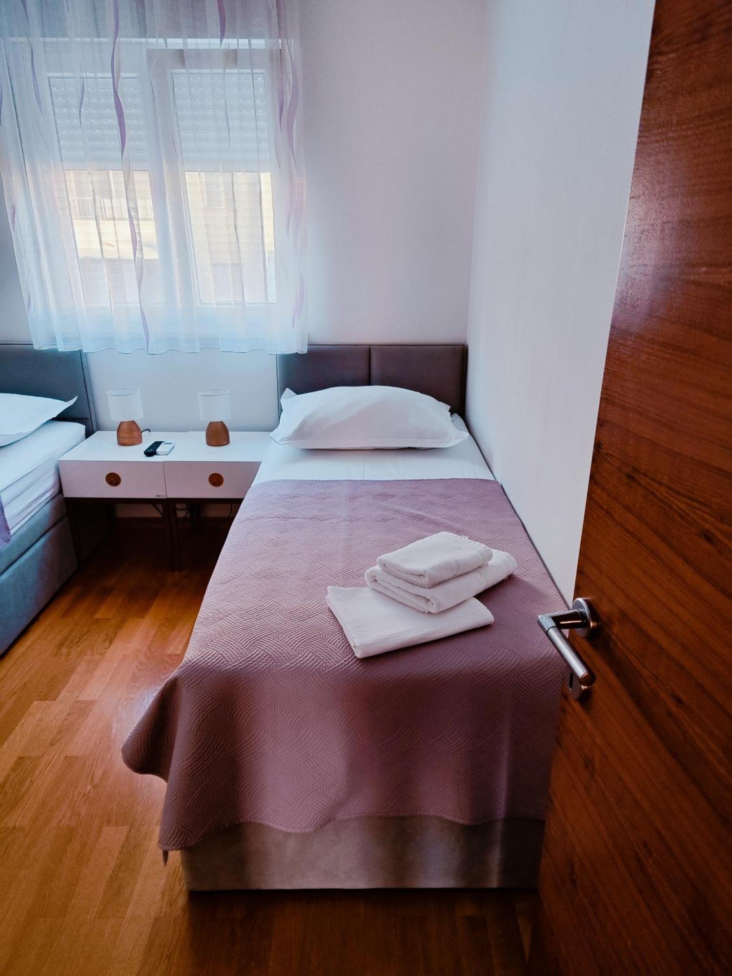 Apartman Linea Makarska Exteriör bild